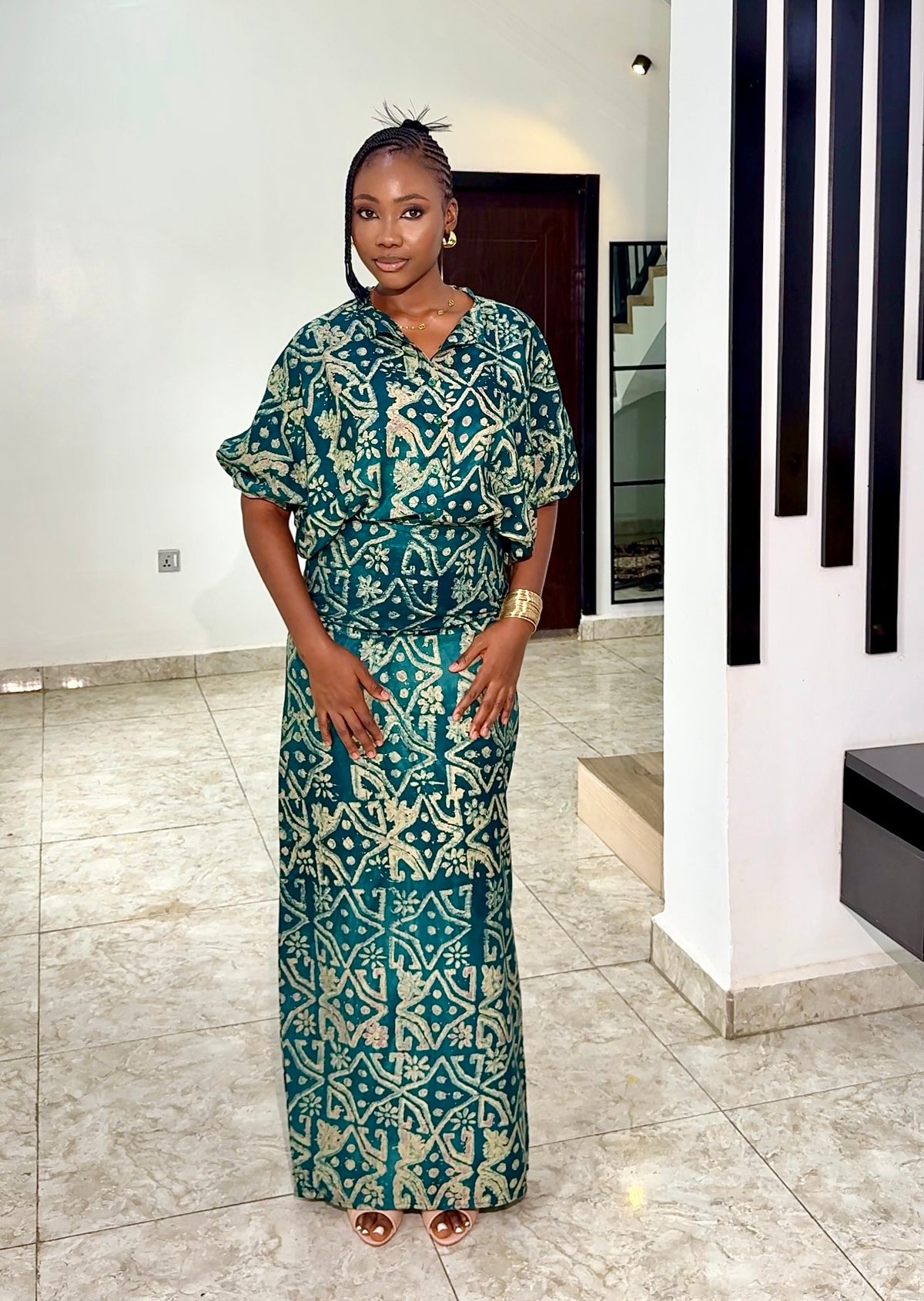 Ayomi Adire (SET)