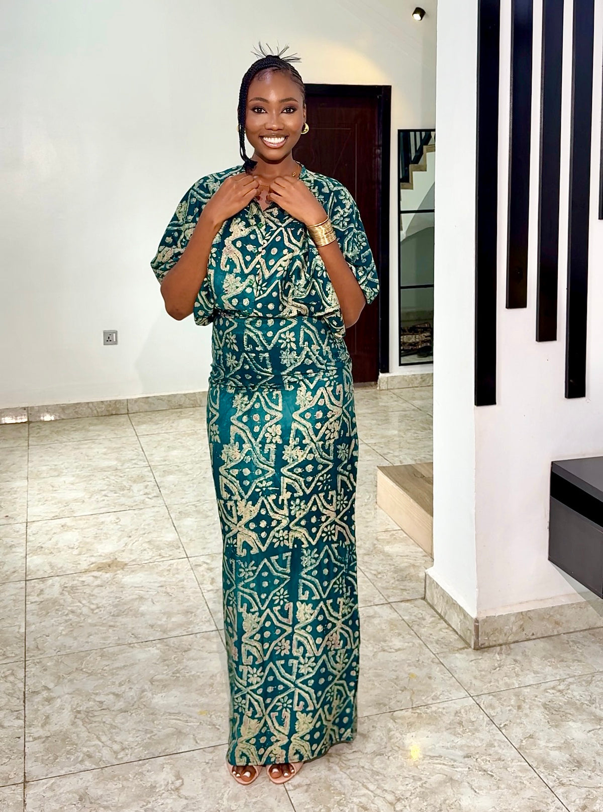 Ayomi Adire (SET)